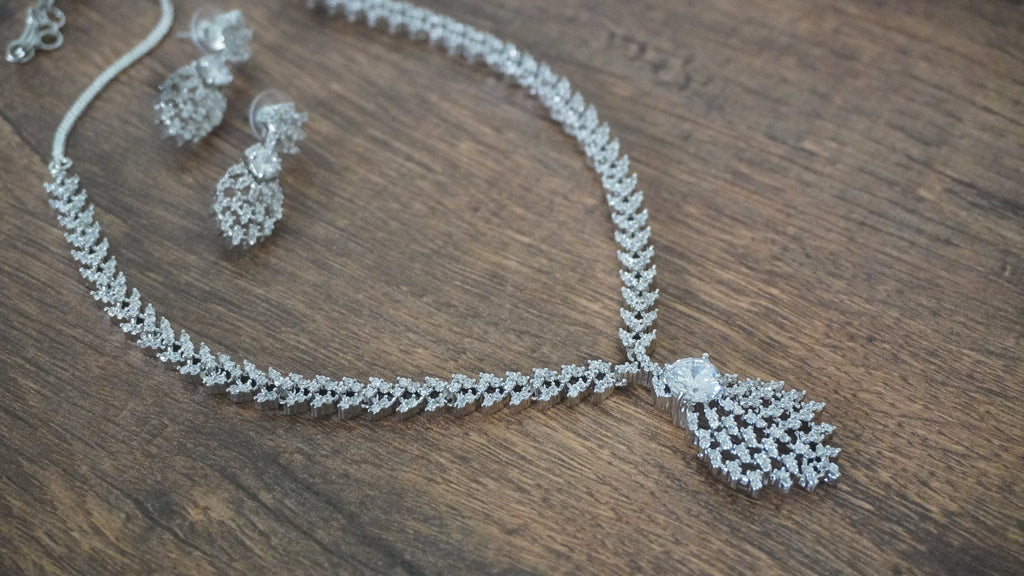 Dazzling Silver-Toned Marquise-Cut Leaf Pendant Necklace and Matching Chandelier Earring Set