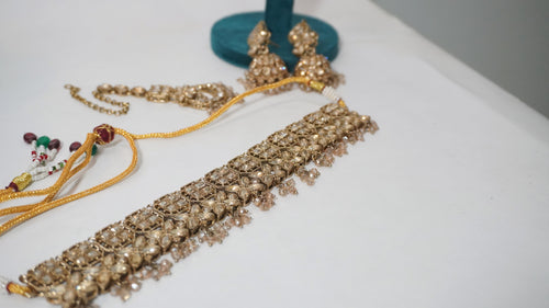 Antique Gold Kundan Choker Set with Jhumkas & Maang Tikka – Traditional Geometric Floral  Jewelry