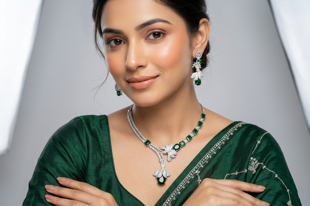 Luxury Emerald Green AD Necklace Set with Designer Earrings – Elegant Silver Finish Party & Bridal Jewellery